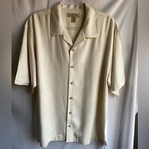 Tommy Bahama 100% Silk Mens Short Sleeve Button Down Size L Cream w/ Designs